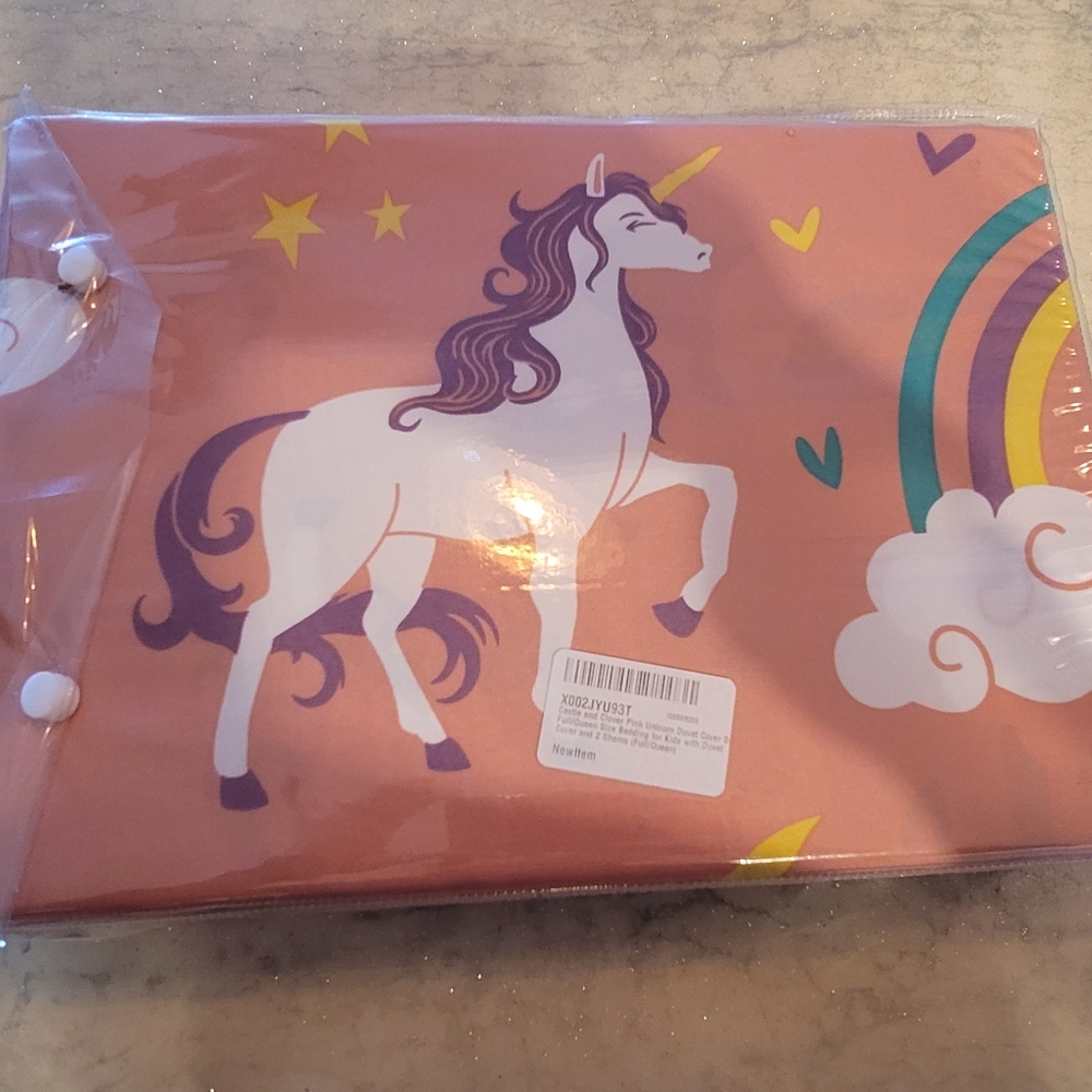 Brand new full/ queen bedding set